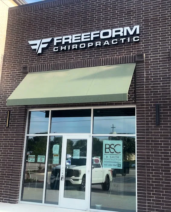 FreeForm Chiropractic - West Plano Chiropractor | Spinal Decompression, Muscle Therapy, Massage & Injury Rehab Picture 9