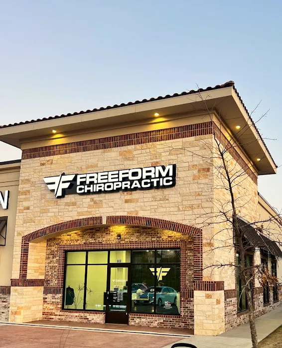 FreeForm Chiropractic - Frisco Chiropractor | Spinal Decompression, Muscle Therapy, Massage & Injury Rehab Picture 1