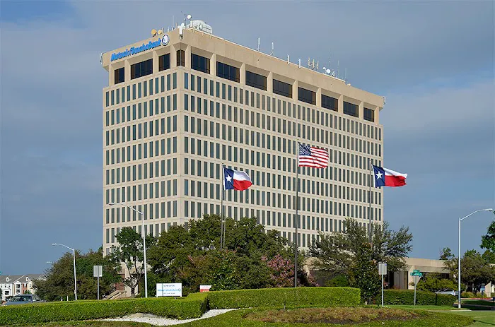 R Family Chiropractic Picture 10