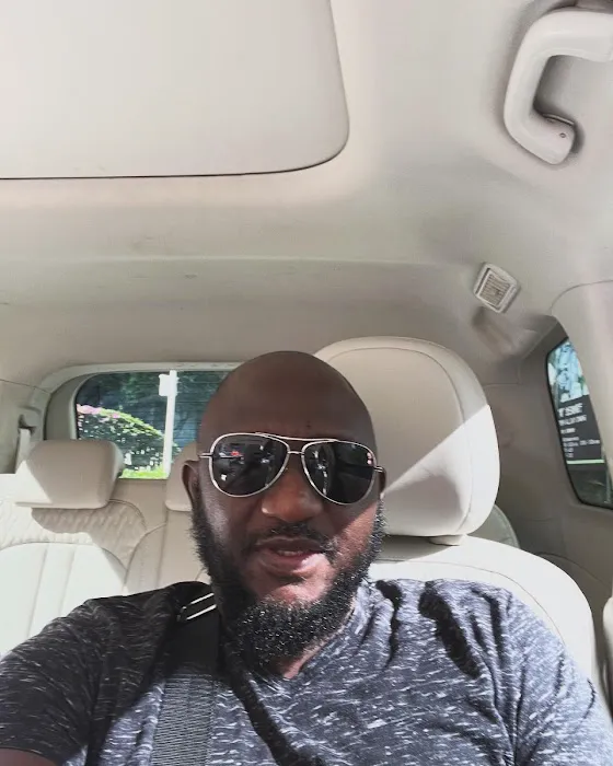 Sacred Roots Chiropractic Picture 3