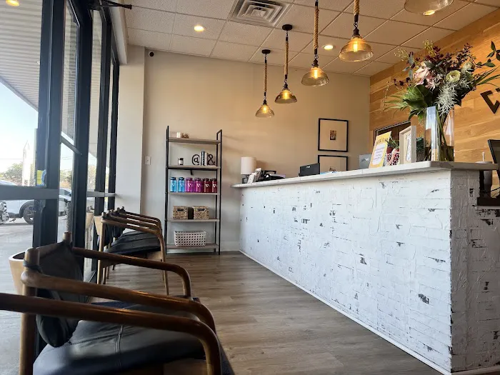 Vertical Chiropractic Picture 1