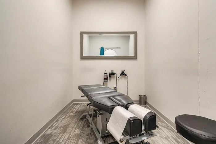 Dr Nathan Hansen Sports Chiropractor Picture 2