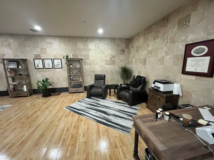 Amplify Chiropractic + Wellness Picture 2