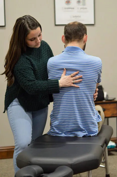 Aura Chiropractic & Family Wellness Picture 2