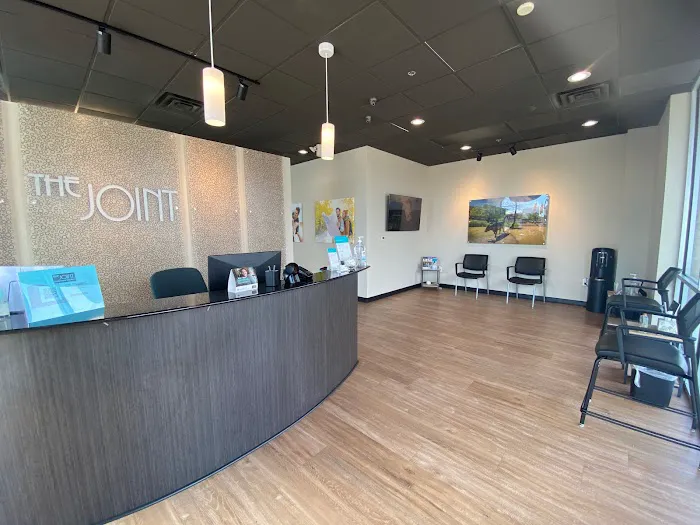 The Joint Chiropractic Picture 5