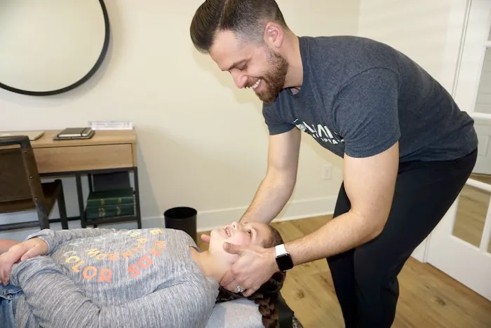 Avant Chiropractic Picture 3