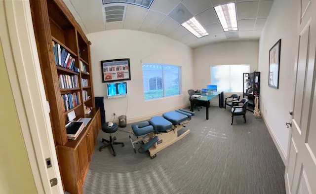 Structure Chiropractic & BrainworX Center Picture 2