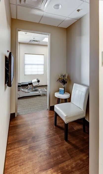 Wellness Dallas - PT - Rehab - Chiro Picture 4