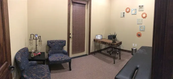 Injury Relief Chiropractic - IRC Clinic Picture 2