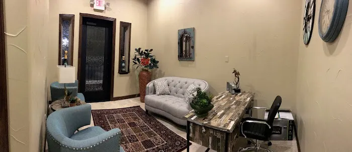 Injury Relief Chiropractic - IRC Clinic Picture 5