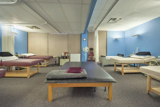 Advanced Sport & Injury Clinic Picture 4