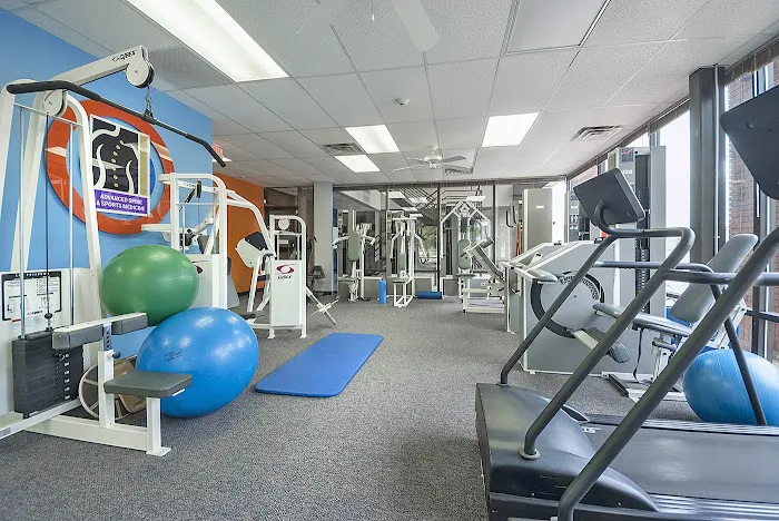 Advanced Sport & Injury Clinic Picture 8