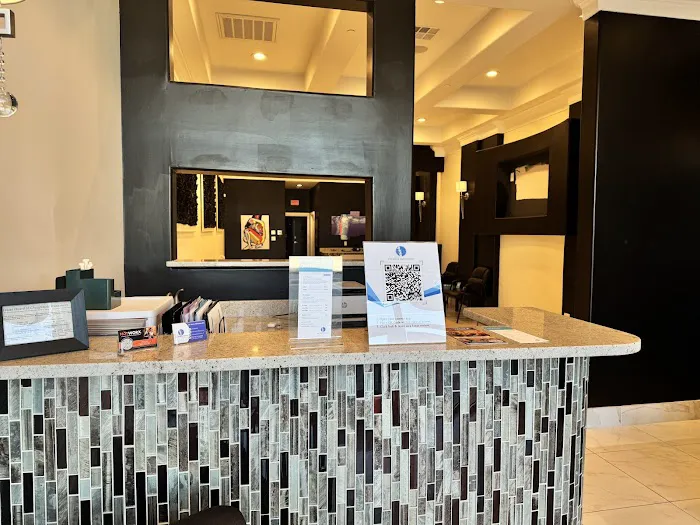 Pop Shop Chiropractic Picture 4