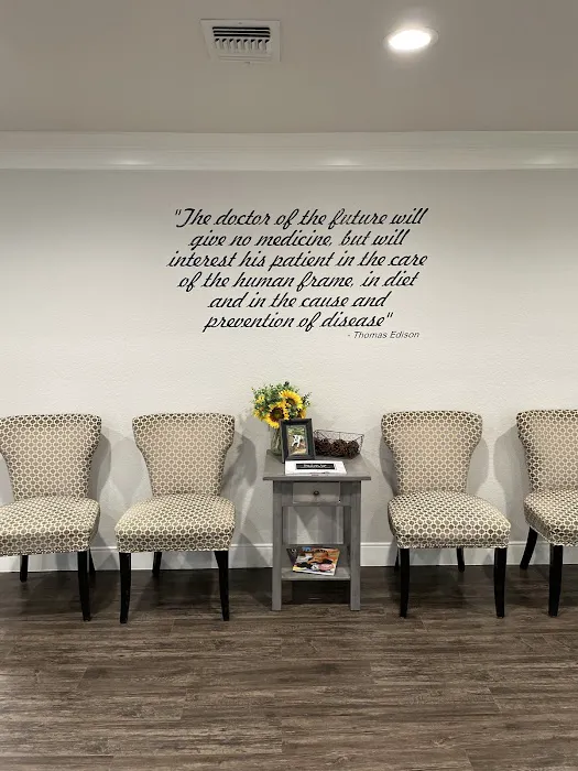 ChiroPlus Clinics - Hudson Oaks Picture 3