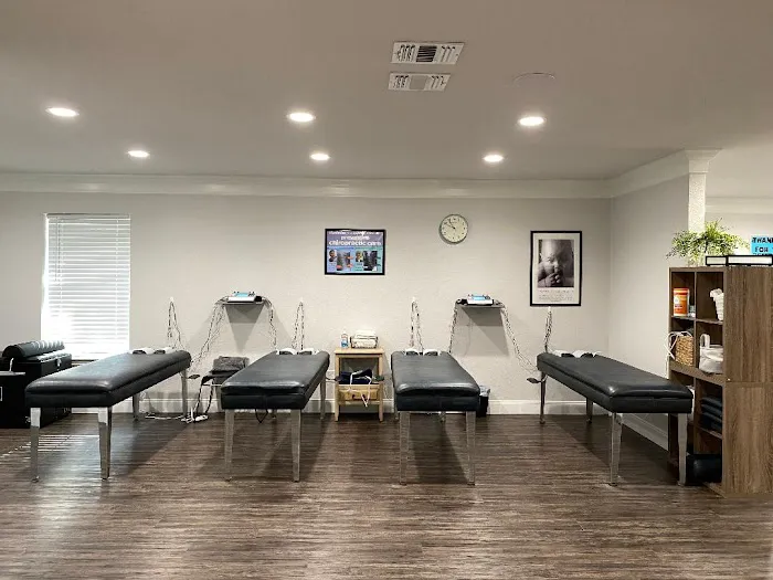 ChiroPlus Clinics - Hudson Oaks Picture 8