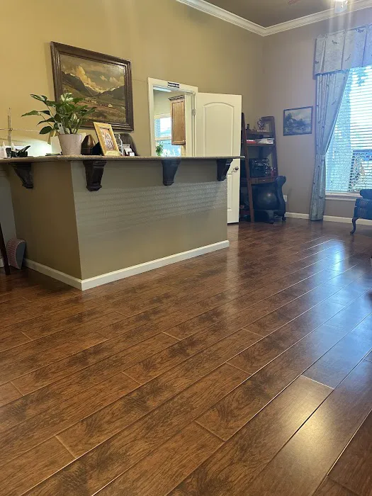 Hood Chiropractic Picture 3