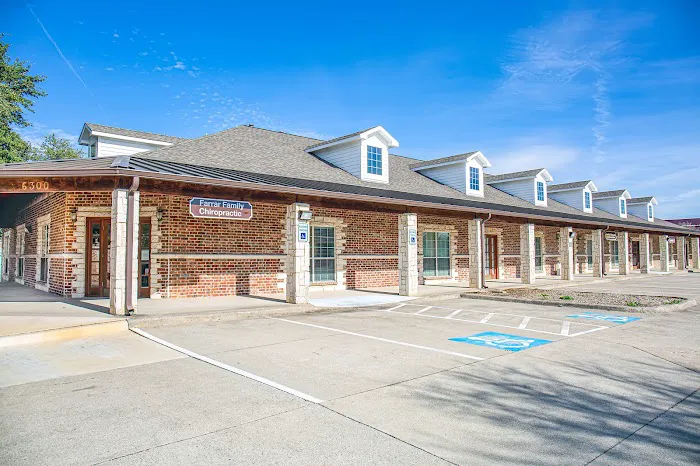 Farrar Family Chiropractic Picture 10