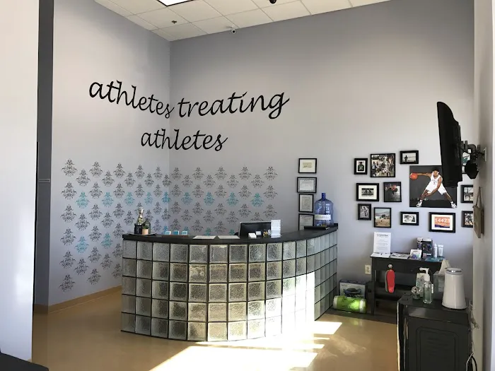 Lone Star Sport & Spine Picture 3