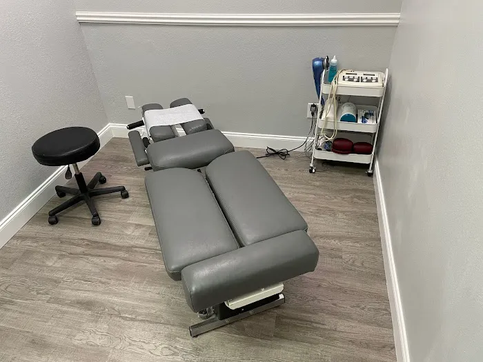 Spine Injury Clinics Chiropractic Picture 3