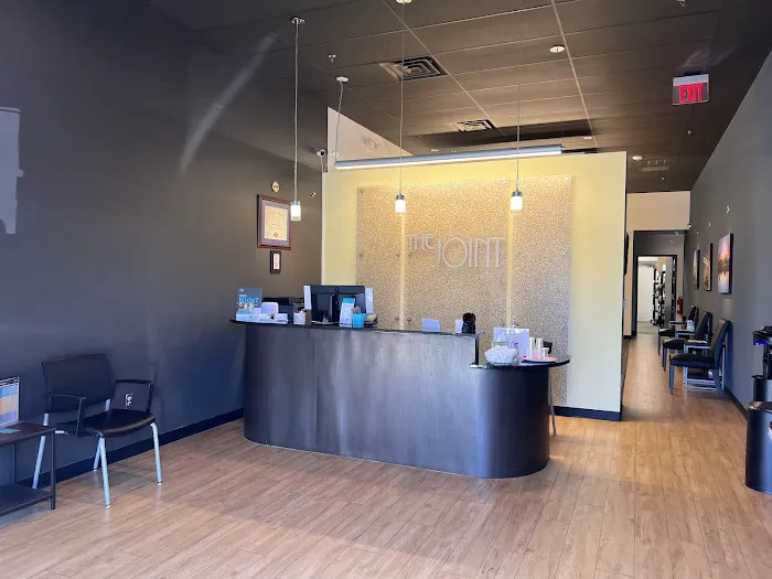 The Joint Chiropractic Picture 7