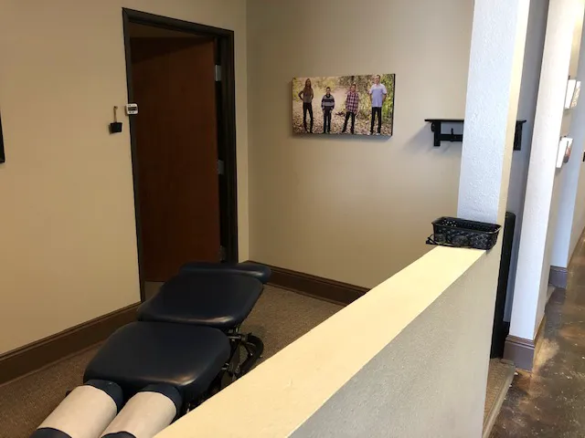 Peak Performance Chiropractic, Decompression and Acupuncture Picture 7