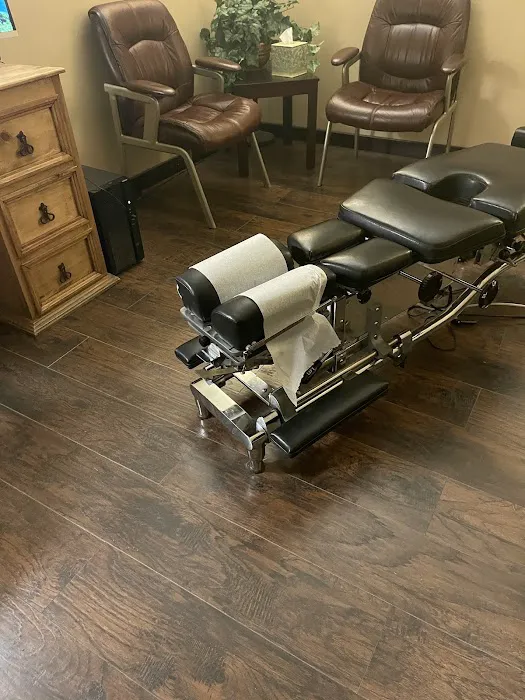Roberts Chiropractic Picture 6