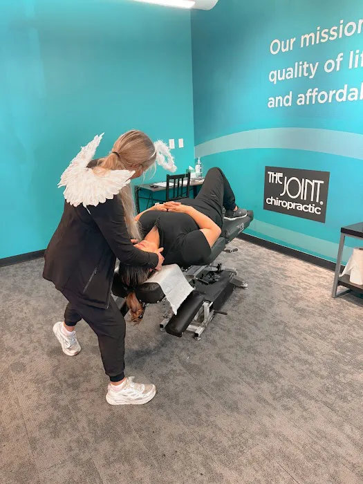 The Joint Chiropractic Picture 9