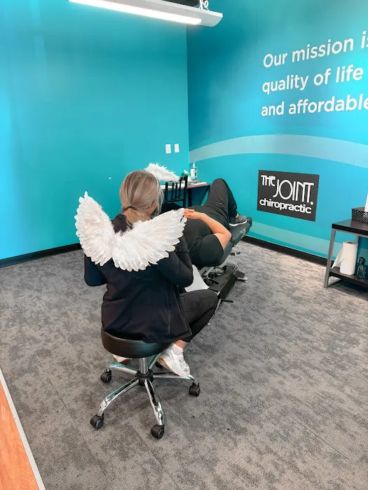 The Joint Chiropractic Picture 8