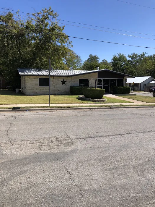 DR TREV DIXON, D.C. Picture 2