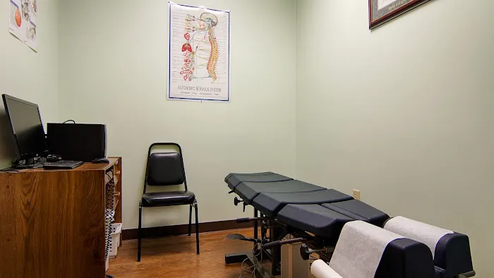 Zhang Chiropractic TCM Clinic Picture 3