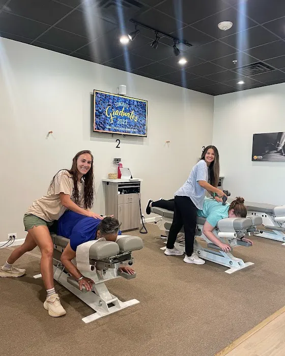 100% Chiropractic - Fairview Picture 1