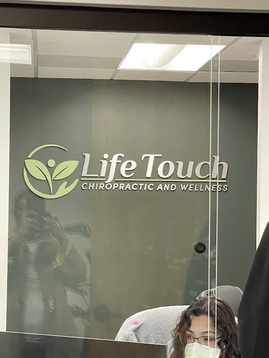 Life Touch Chiropractic and Wellness Group Picture 4