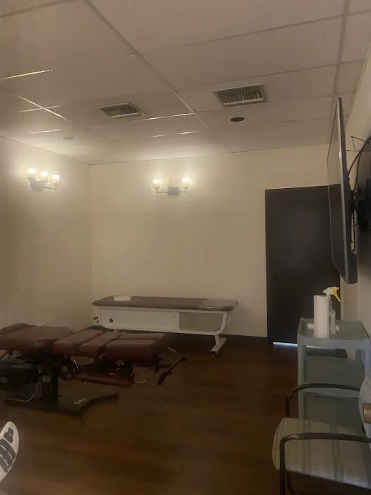 JustHealth PLLC, Spine and Injury Care Clinics Picture 3