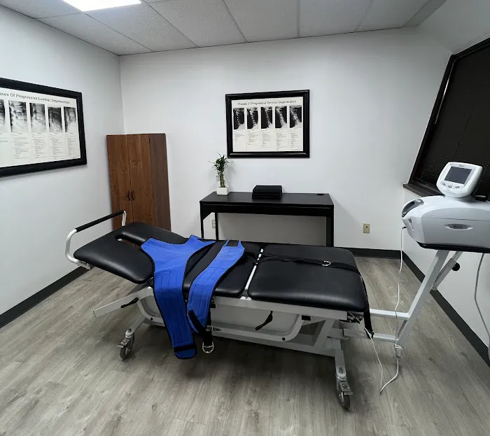 Crown Chiropractic Clinics Picture 2