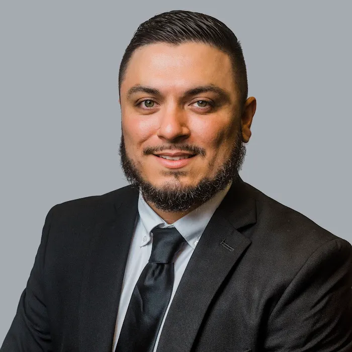 Dr. Pierre Quiroz Picture 3