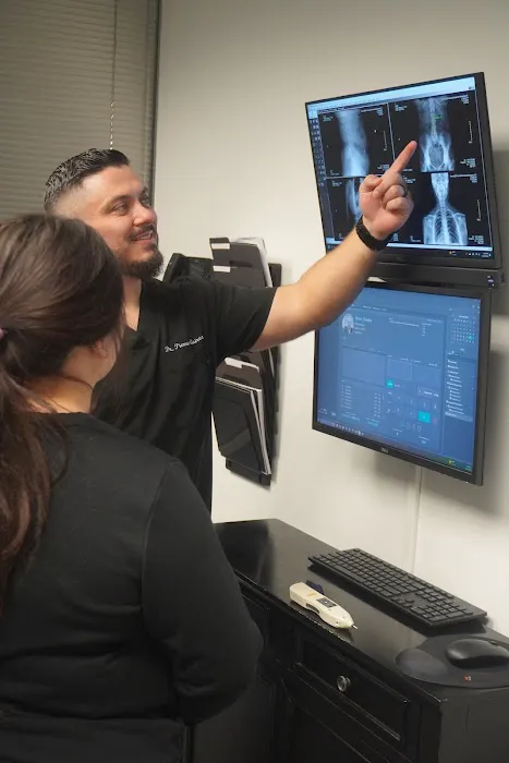 Quiroz Chiropractic - Richardson Picture 10