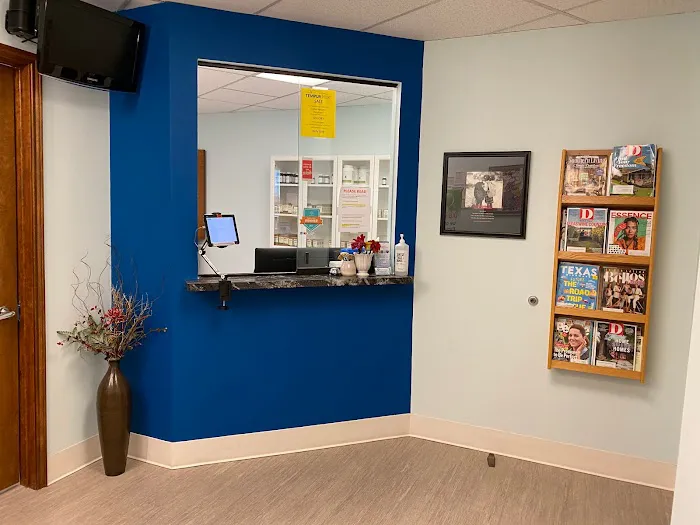 Q FUNCTIONAL MEDICINE & CHIROPRACTIC Picture 2