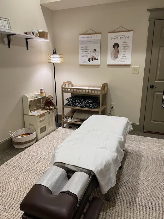 Frida Chiropractic and Wellness Center Picture 9