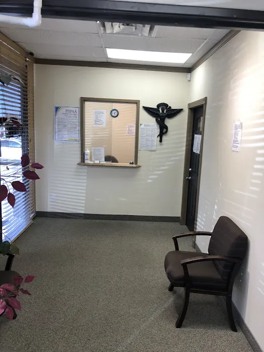 Dr. Z Chiropractic and Rehab Clinic Picture 2