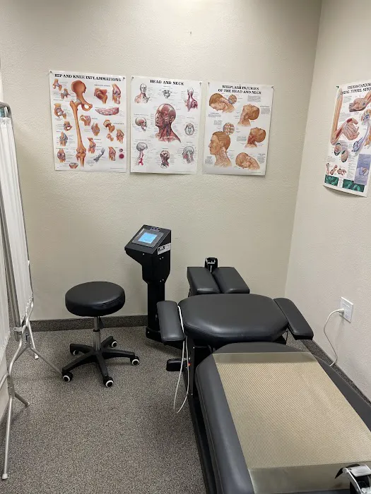 Dr. Z Chiropractic and Rehab Clinic Picture 4