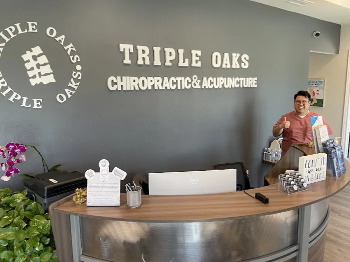 Triple Oaks Chiropractic & Acupuncture Picture 2