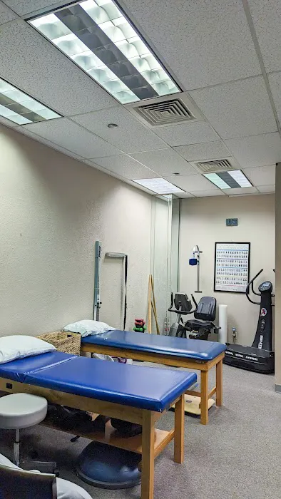 Texas Spine & Wellness Picture 6