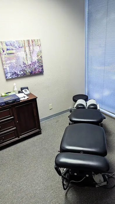 Texas Spine & Wellness Picture 9