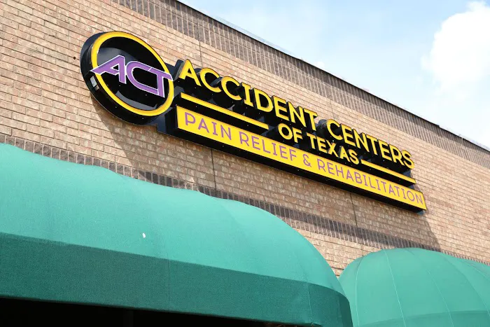 Accident Centers of Texas - Car Wreck Doctor Picture 7
