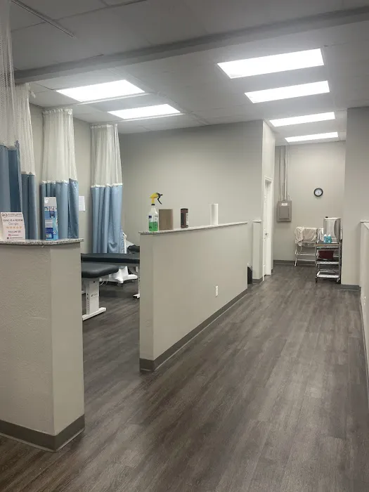 Accident Centers of Texas - Car Wreck Doctor Picture 1