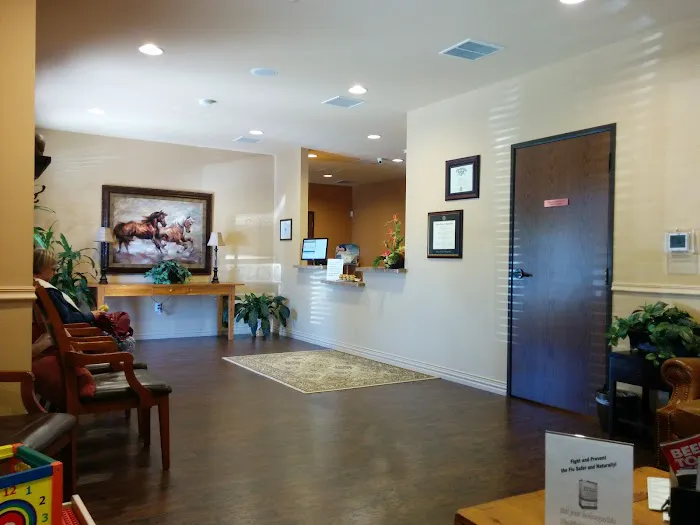 Southwestern Chiropractic and Wellness Center Picture 5