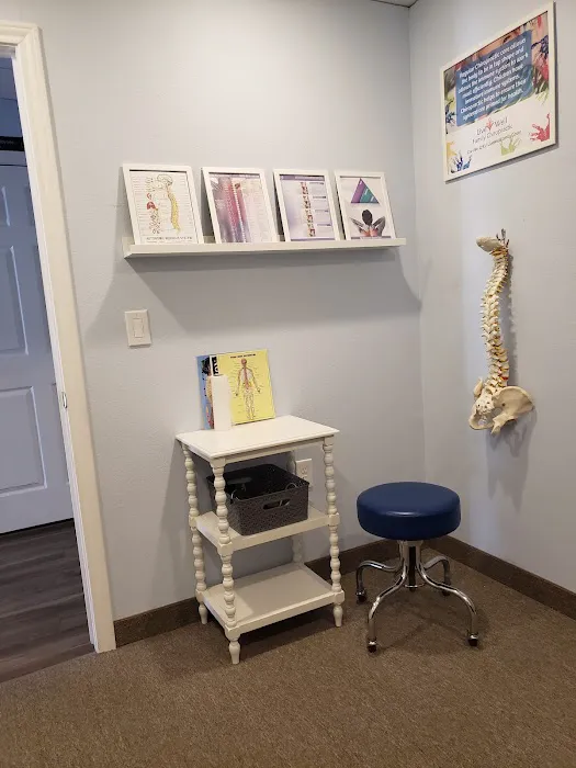 Live Well Family Chiropractic | Chiropractor Picture 8