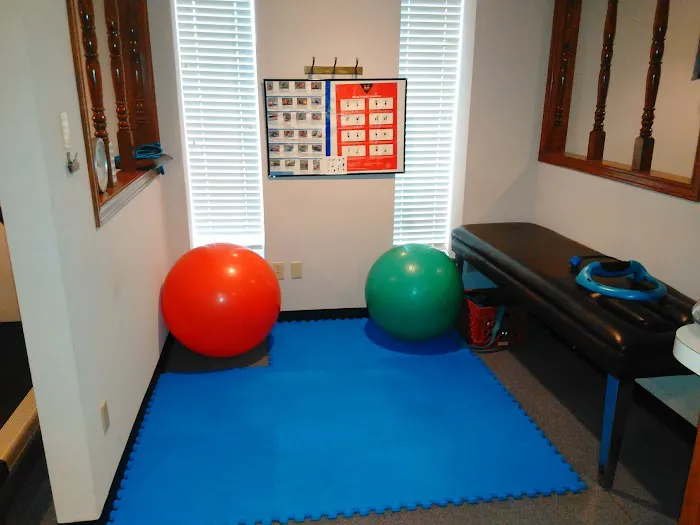 Casa View Chiropractic Clinic Picture 6