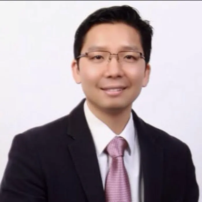 Dr. Josh Paek Picture 2