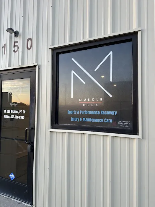 Muscle Geek Picture 4